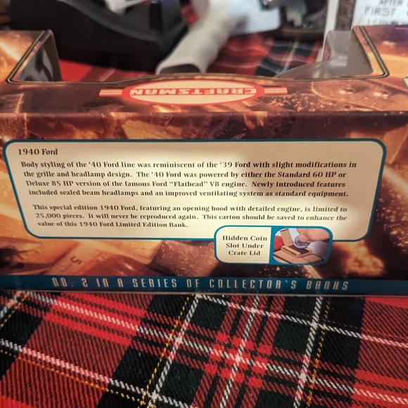 New in box 1940 Ford CRAFTSMAN COLLECTORS BANK LIMITED EDITION MAKE OFFER - Picture 2 of 2